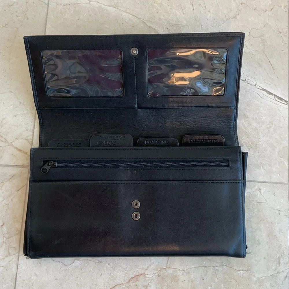 🌀Vintage men’s Leather Fold-Over Travel Clutch